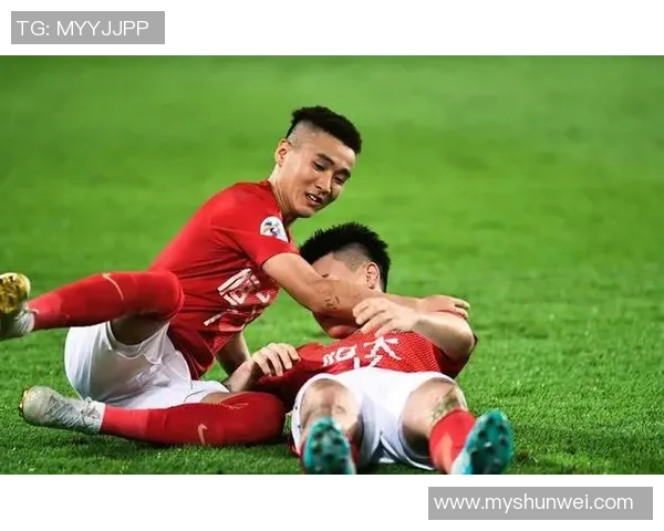 北京国安与广州恒大激战正酣龙珠直播视频全程回放尽在掌握 北京国安与广州恒大激战正酣龙珠直播视频全程回放尽在掌握